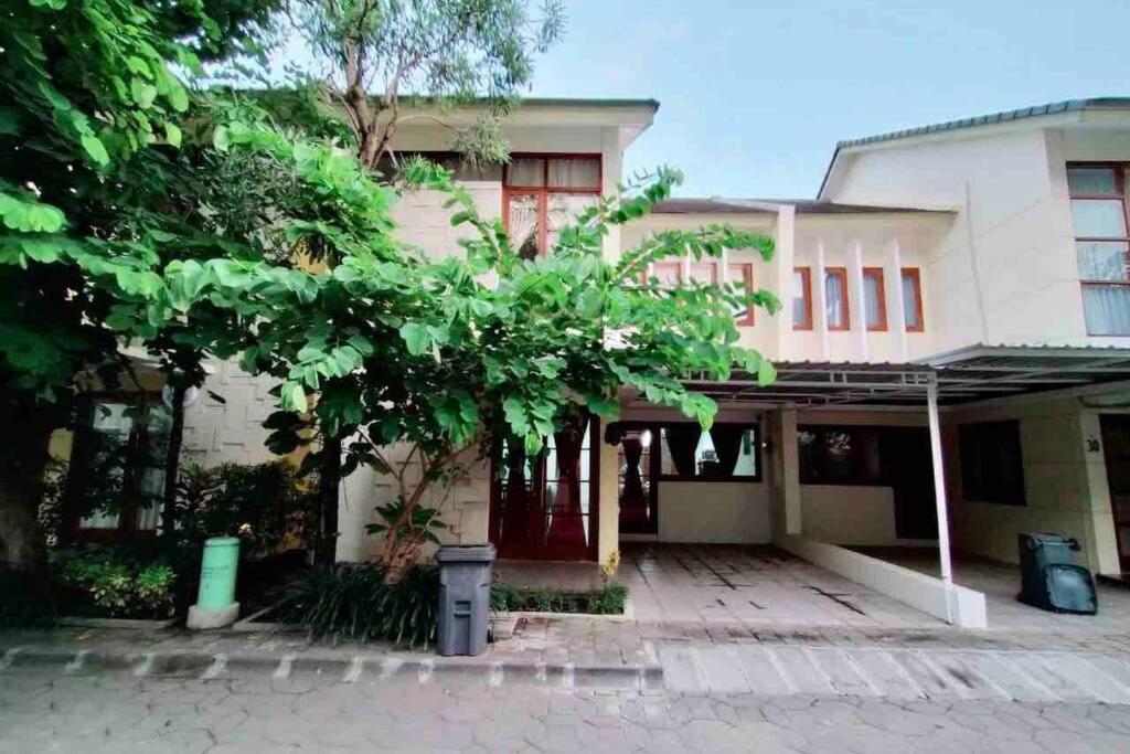 Holiday home Awana Dream Whole Villa, 4bedroom 10pax , 5min To Alun Alun, Kraton, Malioboro Bdc